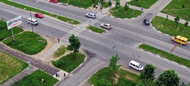 Проезд перекрестков на автомобиле