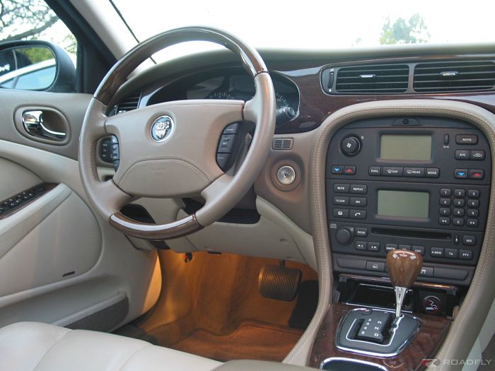 салон jaguar-s-type 2003